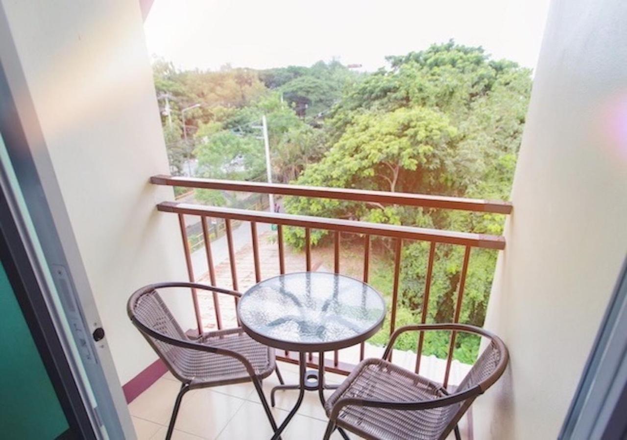 Bloom Guesthouse Chiang Mai Exterior photo